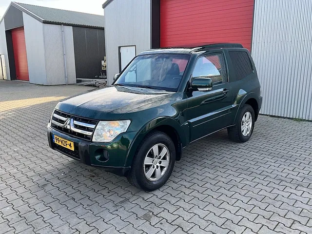 2009 mitsubishi pajero 3.2 di-d automatic invite high roof bedrijfswagen - afbeelding 21 van  28