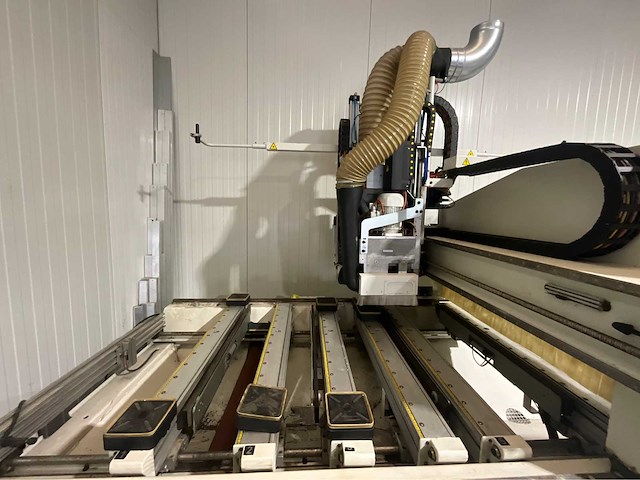 2009 morbidelli universal 3012 cnc-freesmachine - afbeelding 5 van  7