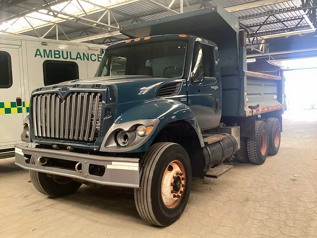 2009 navistar 7400 sfa 6x4 vrachtwagen - afbeelding 1 van  15