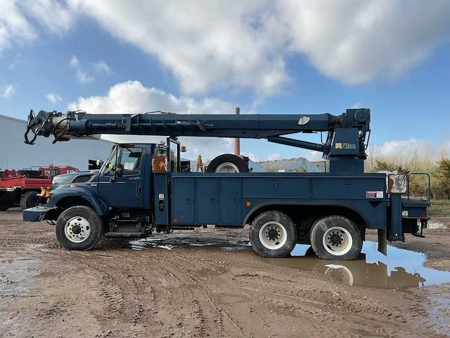 2009 navistar 7400sba legervoertuig - afbeelding 13 van  15