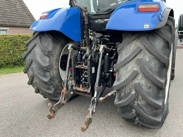 2009 new holland t7040 vierwielaangedreven landbouwtractor - afbeelding 13 van  41