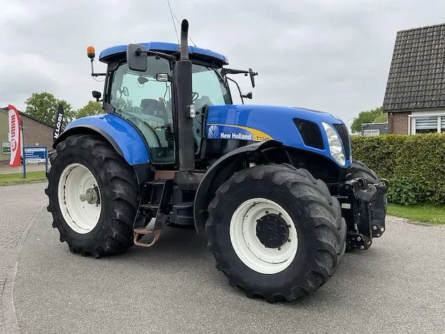 2009 new holland t7040 vierwielaangedreven landbouwtractor - afbeelding 23 van  41