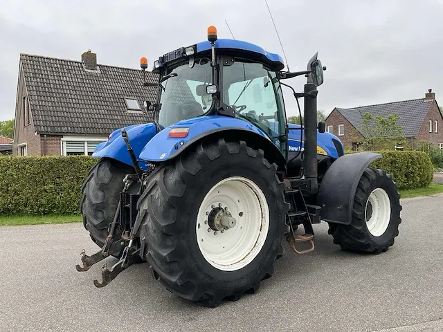 2009 new holland t7040 vierwielaangedreven landbouwtractor - afbeelding 39 van  41