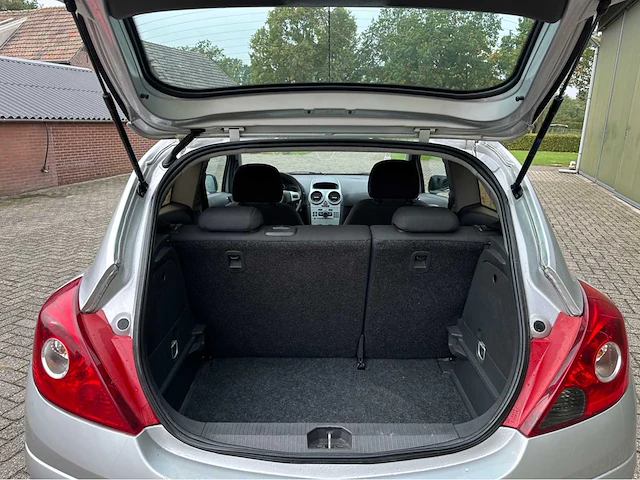 2009 opel corsa personenauto - afbeelding 9 van  37