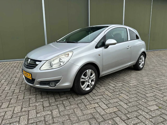 2009 opel corsa personenauto - afbeelding 1 van  37
