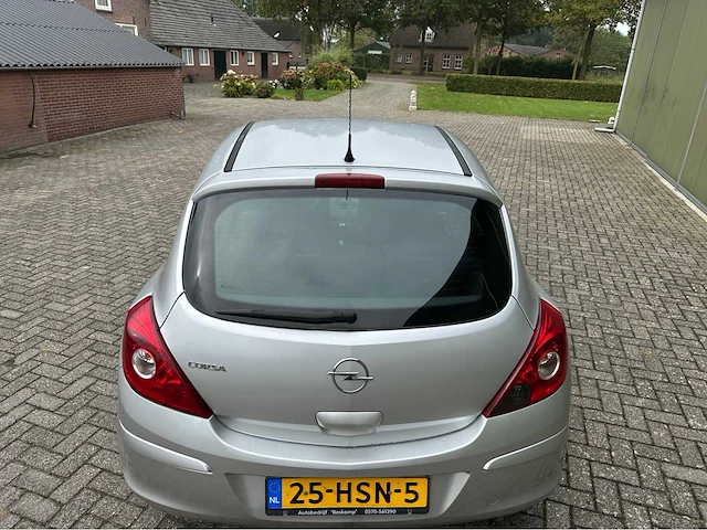 2009 opel corsa personenauto - afbeelding 34 van  37