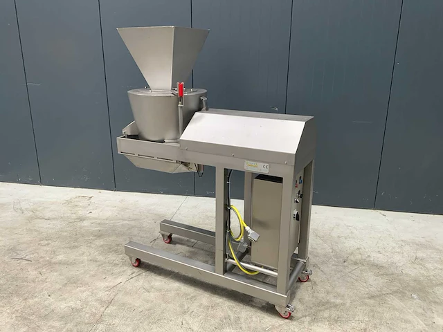 2009 oroba kkr-300 mobiele menger - afbeelding 2 van  6