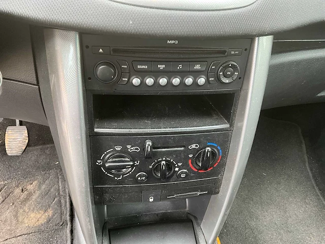 2009 peugeot 207 personenauto - afbeelding 5 van  18