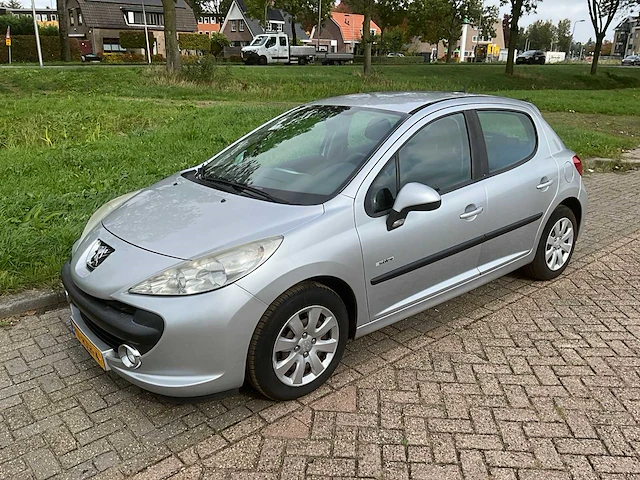 2009 peugeot 207 personenauto - afbeelding 1 van  18