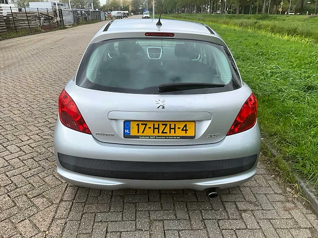 2009 peugeot 207 personenauto - afbeelding 14 van  18