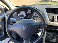 2009 peugeot 207 personenauto - afbeelding 9 van  22