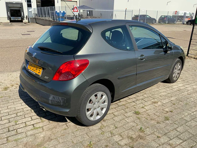 2009 peugeot 207 personenauto - afbeelding 18 van  22