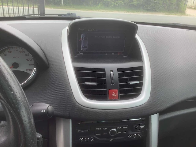 2009 peugeot 207 sw 1.6 vti première personenauto - afbeelding 2 van  17