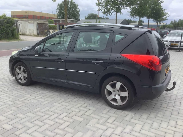 2009 peugeot 207 sw 1.6 vti première personenauto - afbeelding 12 van  17