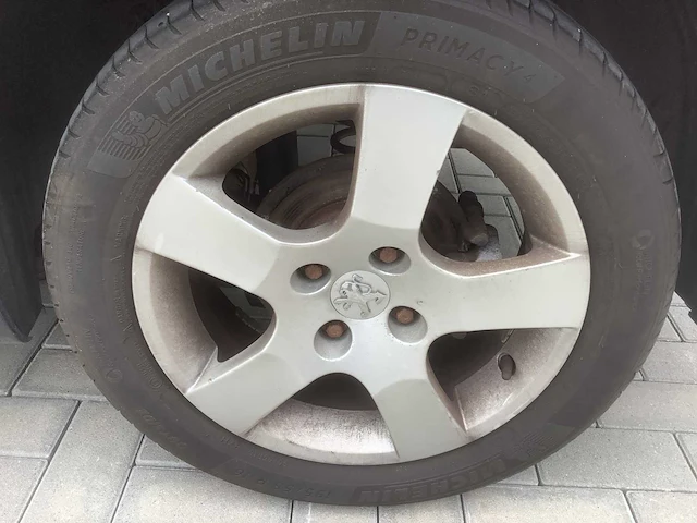 2009 peugeot 207 sw 1.6 vti première personenauto - afbeelding 15 van  17