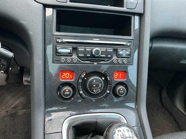2009 peugeot 5008 7-zits personenauto - afbeelding 14 van  33