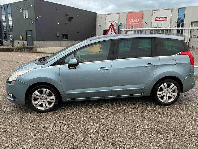2009 peugeot 5008 7-zits personenauto - afbeelding 12 van  33
