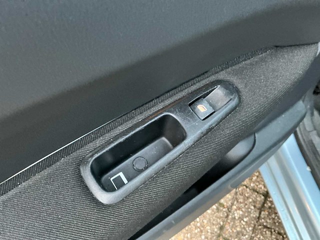 2009 peugeot 5008 7-zits personenauto - afbeelding 27 van  33