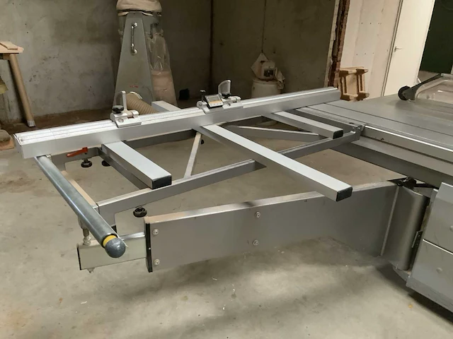 2009 phillips constant 002 interactive 3 formaatcirkelzaagmachine - afbeelding 16 van  20