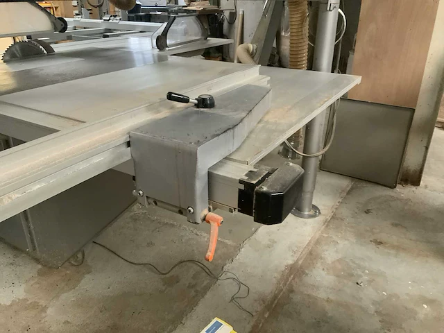 2009 phillips constant 002 interactive 3 formaatcirkelzaagmachine - afbeelding 20 van  20