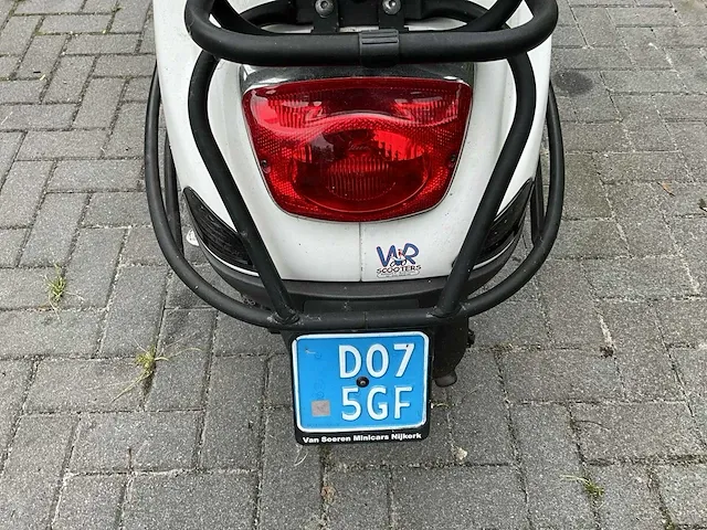 2009 piaggio lx50 snorscooter - afbeelding 4 van  8