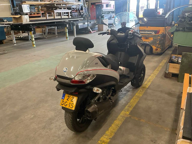 2009 piaggio scooter mp3 motorfiets - afbeelding 12 van  18