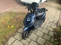 2009 piaggio zip 2000 bromscooter - afbeelding 8 van  15