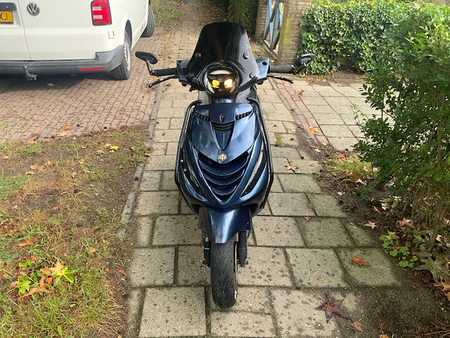 2009 piaggio zip 2000 bromscooter - afbeelding 9 van  15