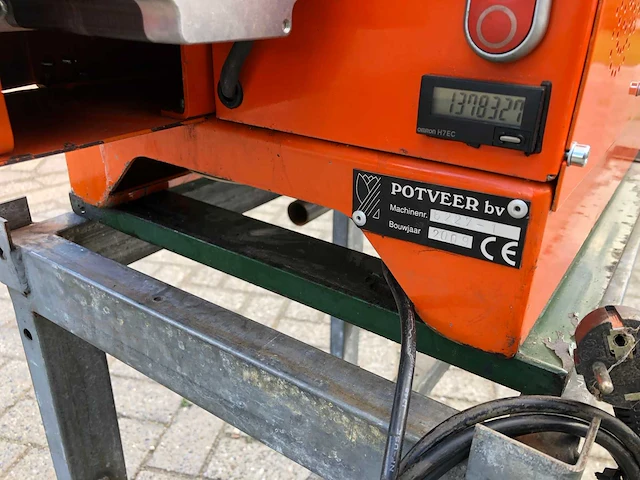 2009 potveer bindmachine met chrysal zakjes toevoer - afbeelding 9 van  16