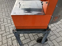 2009 potveer bindmachine met chrysal zakjes toevoer - afbeelding 14 van  16