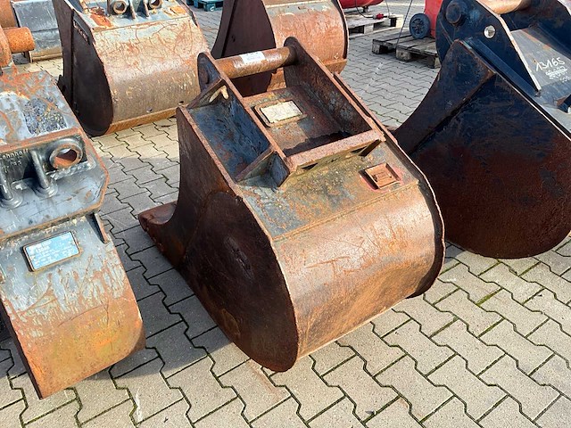 2009 radlinger t6 dieplepelbak - afbeelding 2 van  9