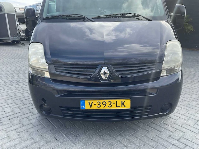 2009 renault / theault master paardenvrachtwagen met opbouw - afbeelding 24 van  26