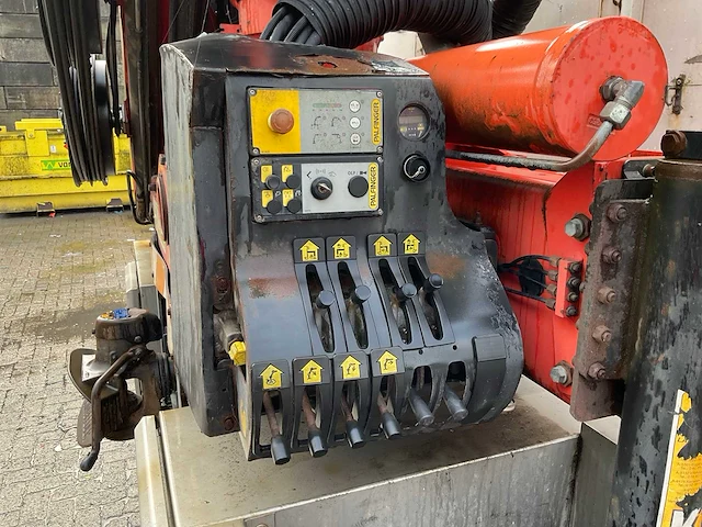 2009 scania r440 vrachtwagen - afbeelding 4 van  31