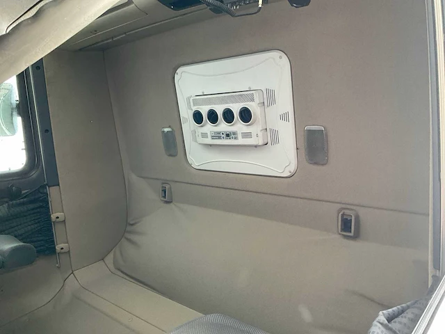 2009 scania r440 vrachtwagen - afbeelding 10 van  31