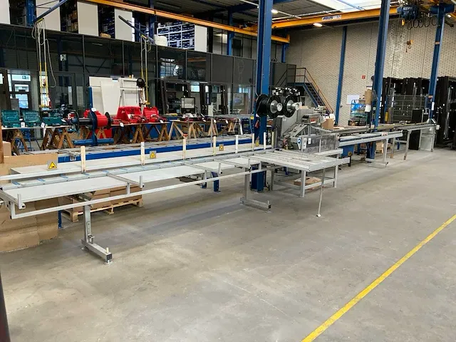 2009 schüco 280 010 afdicht rubberprofiel inrolautomaat - afbeelding 1 van  14