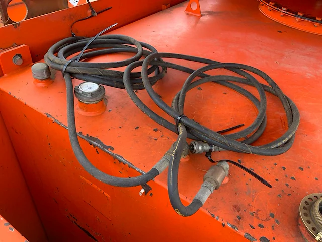 2009 steenbergen cie 300 brandstof opslagtank - afbeelding 5 van  6