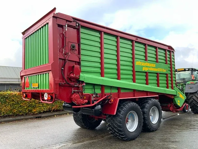 2009 strautmann giga vitesse 3 duo + opraapwagen - afbeelding 23 van  43