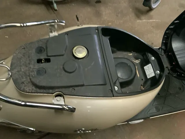 2009 sym cello snorscooter - afbeelding 4 van  15
