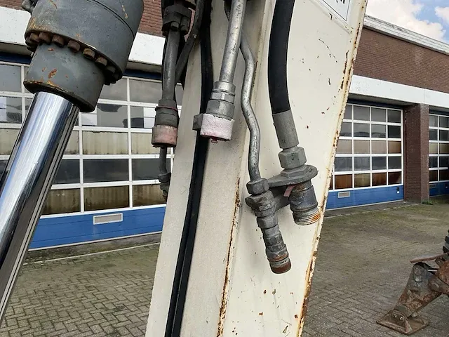 2009 terex tw170 banden graafmachine - afbeelding 28 van  31