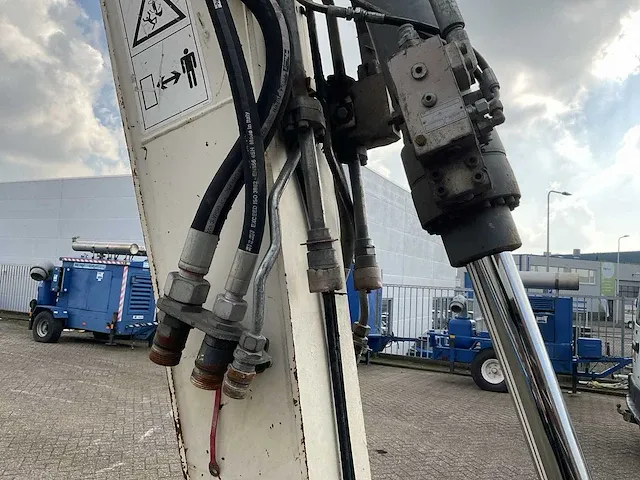 2009 terex tw170 banden graafmachine - afbeelding 29 van  31