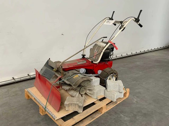 2009 tielburger tk18 zelfrijdende veegmachine - afbeelding 1 van  6