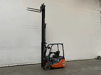 2009 toyota 8fbet18 vorkheftruck met accu van 2023 - afbeelding 9 van  31