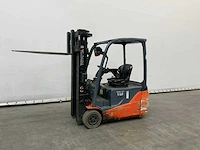 2009 toyota 8fbet18 vorkheftruck met accu van 2023 - afbeelding 17 van  31
