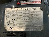 2009 toyota 8fbet18 vorkheftruck met accu van 2023 - afbeelding 26 van  31