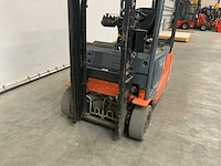 2009 toyota 8fbet18 vorkheftruck met accu van 2023 - afbeelding 13 van  31