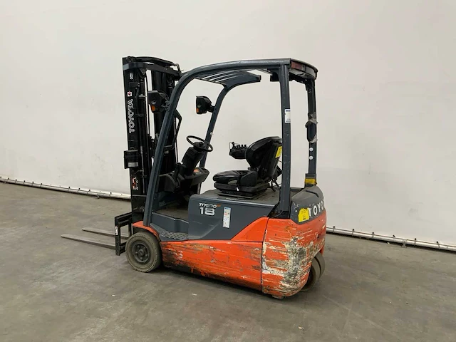 2009 toyota 8fbet18 vorkheftruck met accu van 2023 - afbeelding 23 van  31