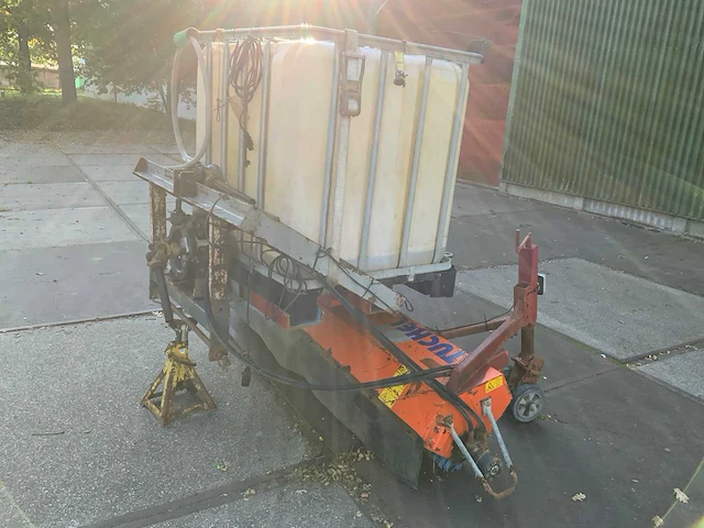 2009 tuchel eco 230 hd veegmachine met watertank - afbeelding 5 van  21