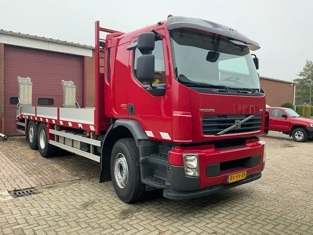 2009 volvo fe320 vrachtwagen - afbeelding 25 van  25