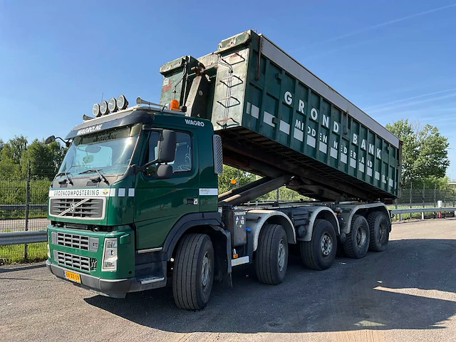 2009 volvo fm440 10x4 euro5 haakarmvrachtwagen met container - afbeelding 1 van  55