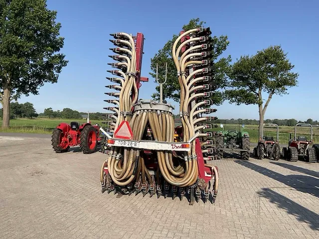 2009 vredo zb3 8750 graslandbemester - afbeelding 1 van  11